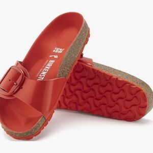 Madrid Big Buckle Natural Leather Patent - High-Shine Tomato- Limited.